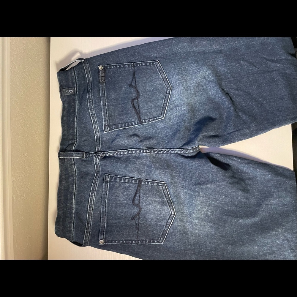 7 For All Mankind medium wash Kimmie straight leg jean - Picture 7 of 9